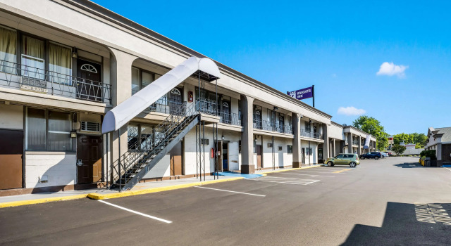 Knights Inn Trevose, Buchen Sie Hotel Trevose Bucks County