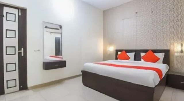 OYO 76193 Hotel A Star, Book Hotel Ludhiana Punjab