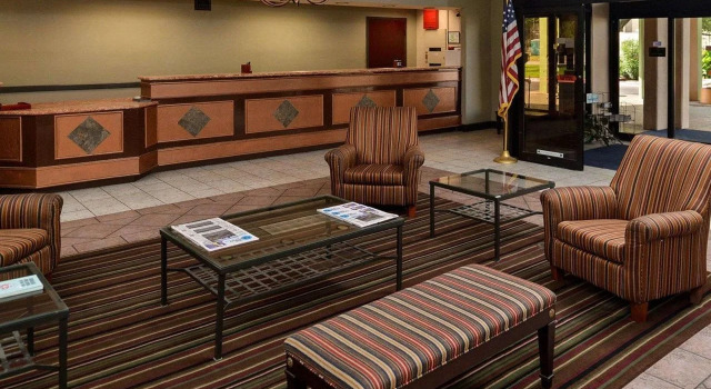 Econo Lodge Austin North near The Domain, Забронировать Отель Остин Greater Austin, рядом с Торговый центр The Linc