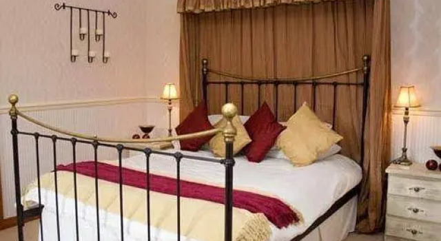 Riverside Lodge Gardens, Забронировать Отель Отели Северо-Шотландского нагорья 4 звезды, 4*