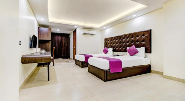 Номер Deluxe Hotel Mavens Orange Gurgaon