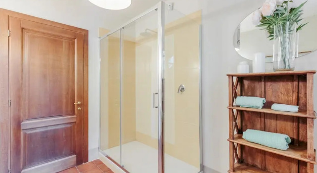 Villa Drago in Orentano, Reserva ahora Villa Orentano Toscana
