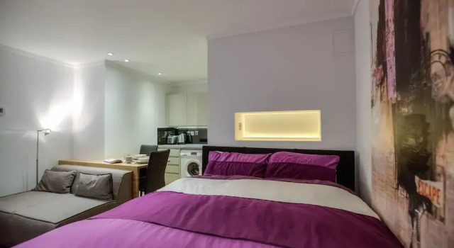 Eson2 - The York Street Nest