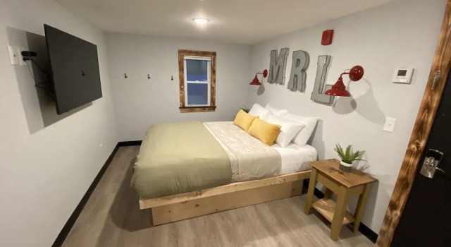 Mad River Lodge, Book Hotel Waitsfield Sugarbush