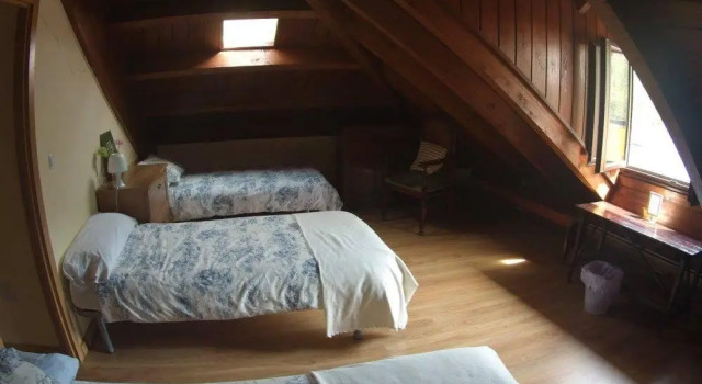 Кровать в общем номере Albergue Camino y Leyenda