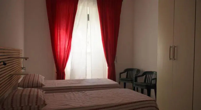 New Vatican Location, Prenota Appartamento Hotel a Lazio con parcheggio, Parcheggio
