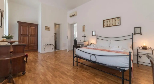 Live like a local in Rome’s exclusive Colle Oppio, Забронировать Отель Рионе Монти Рим, рядом с Вокзал Термини