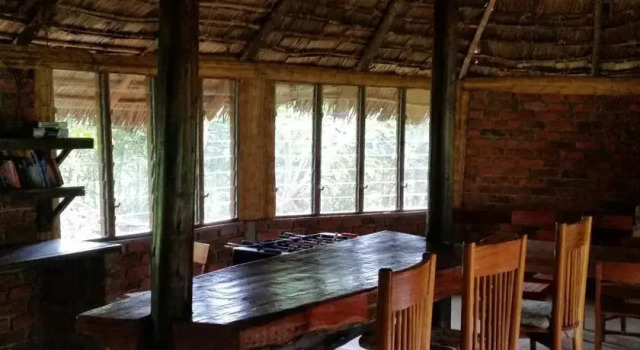 Meru Simba Lodge, Book Hotel Usa River Arusha National Park