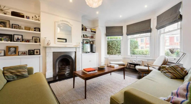 Коттедж Gorgeous, 4 Bed Victorian house in Dollis Hill