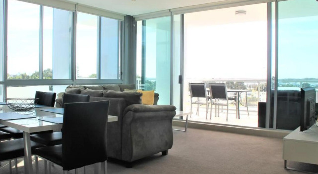 Апартаменты с 2 комнатами Brighton on Broadwater Shores
