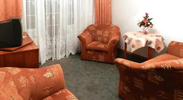 Stella Skarbowka, Boek Hotel Hotels in Klein-Polen met parkeren, Parkeren