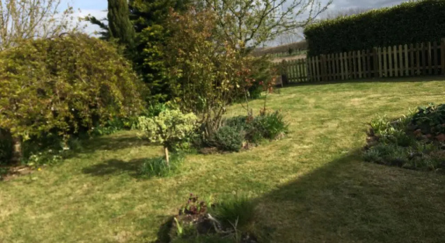 Коттедж Vineyard Cottage Sleeps 4 with Garden