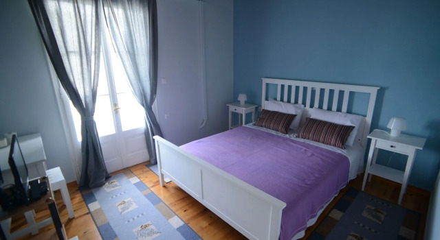 Tsonas Apartments