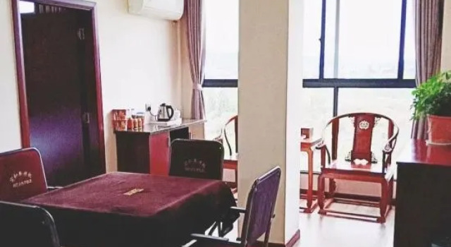 Люкс Zhuyuan Village Business Hotel