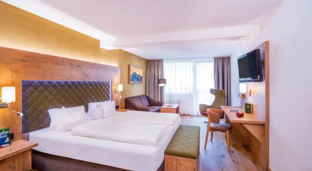 Двухместный номер Superior с видом на горы Biohotel Leutascherhof