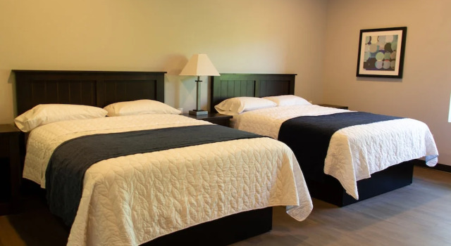 Standard Doppel Zimmer mit Flussblick Watershed Hotel