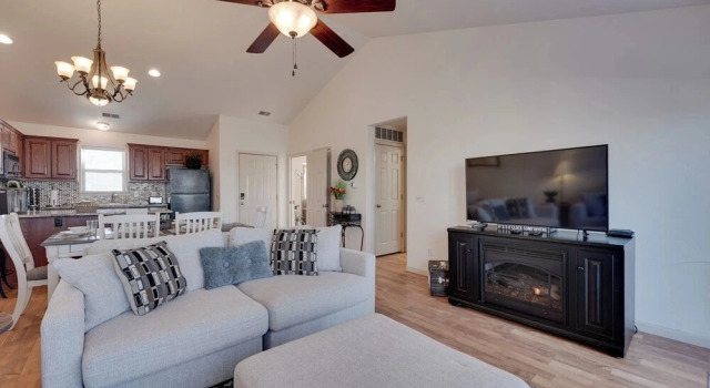 6 Mi to Branson Strip: Resort Condo w/ Perks
