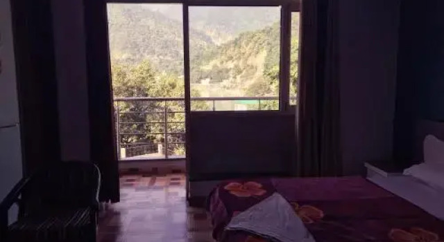 Hotel Laxmanjhula Residency, Rezervovat Hotel Rišikéš Uttarakhand
