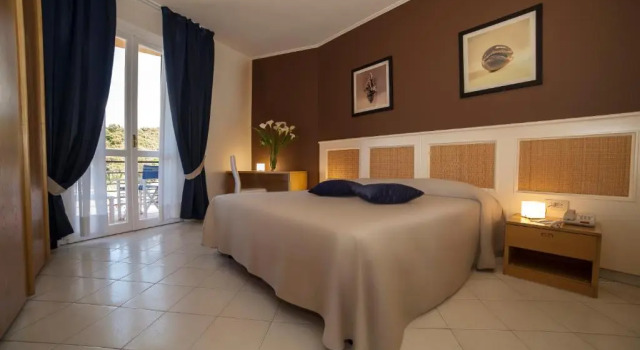 Standard Vierer Zimmer Hotel Desiree