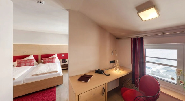 Студия Familotel Alphotel