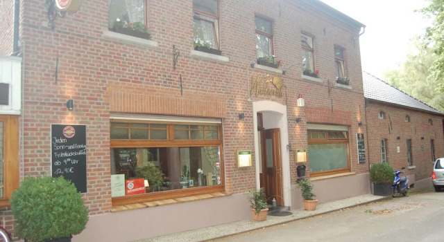 Landgasthaus Waldesruh, Забронировать Отель Неттеталь Lower Rhine