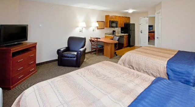 Люкс Standard Candlewood Suites Indianapolis East by IHG