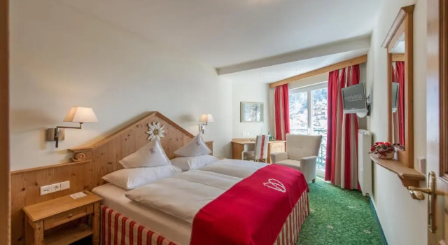 Двухместный номер Standard Superior Hotel Edelweiss