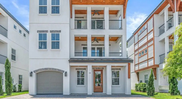 Miramar Beach Elite- Gorgeous 5 Bd Luxury Home!, Varaa Hotelli Miramar Beach Emerald Coast