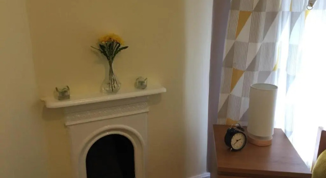 Tynant House- Modern 3 bed house- City centre and FREE parking, Забронировать Отель Отели Кардиффа с парковкой, рядом с Центр развлечений Parc All Weather Play, Парковка