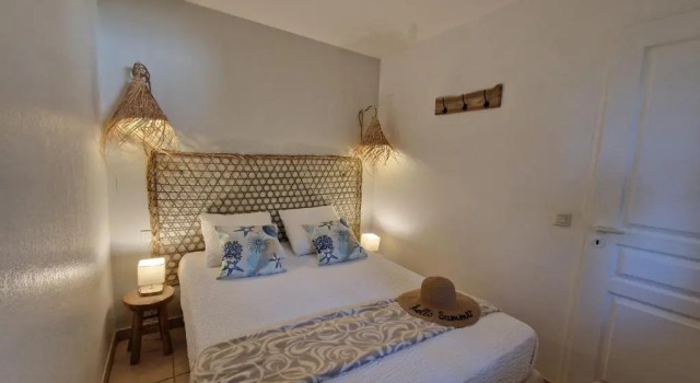Апартаменты с видом на бассейн Appartements au coeur du golf, proche du lac et vélodyssée