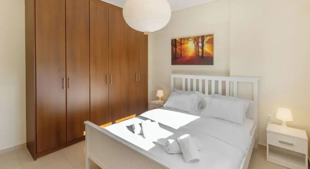 Urban Oasis with Acropolis Views by GHH