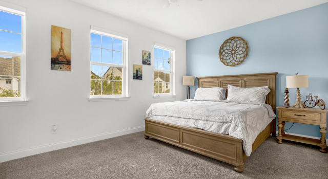 IfT318 4 Bedroom Luxury Condo!, DAVENPORT, US