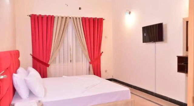 Redbury Guest House