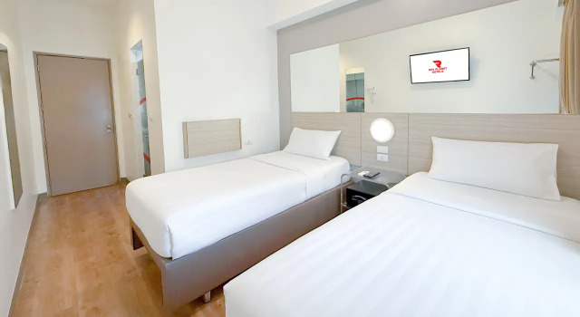 Двухместный номер Standard Red Planet Ortigas