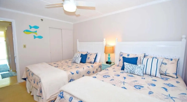 Surfwood 203 2 Bedroom Condo by RedAwning, Rezerwuj Hotel Midtown 