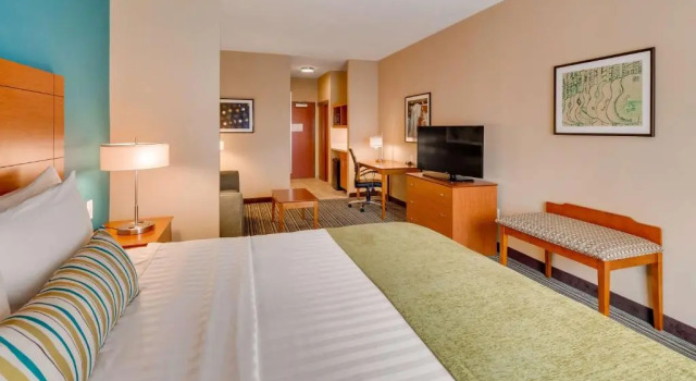 Люкс Best Western Plus Tuscumbia/Muscle Shoals Hotel & Suites