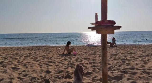 Коттедж с 2 комнатами Stone Family Home Garden Center Beach