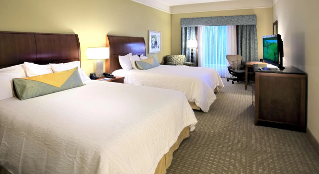 Четырёхместный номер Standard Hilton Garden Inn Dallas Richardson