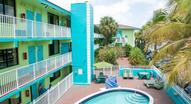 Travelodge Fort Lauderdale Beach