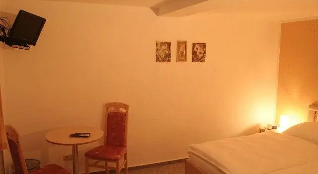 Pension bei der Marienkirche, Rezervovat Hotel Muehlhausen 