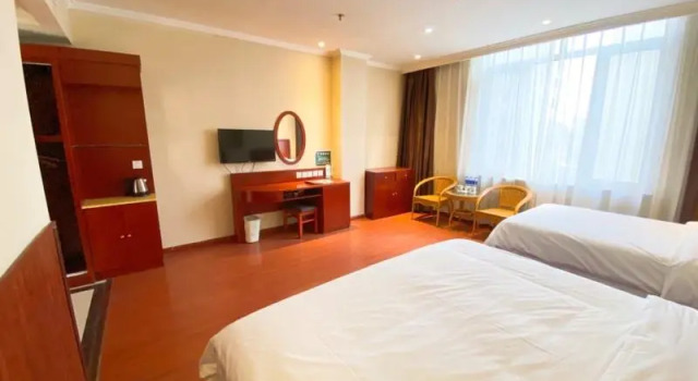 Семейный номер Standard GreenTree Inn Hebei Langfang Bazhou Railway Station West Yingbin Road Express Hotel