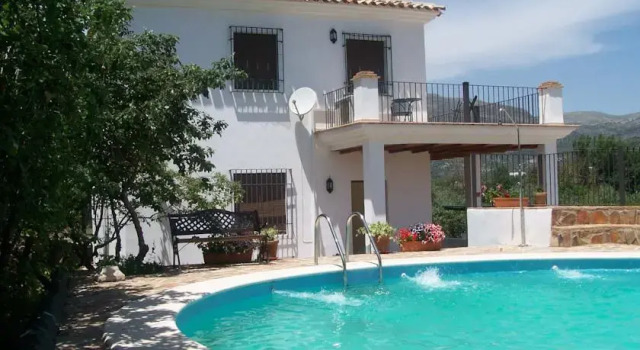 Casa Rural El Rincon, Varaa Hotelli Carcabuey Madrid