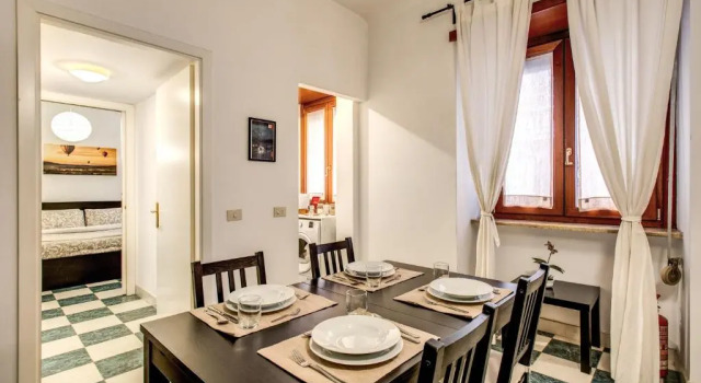 Popolo accommodation - Central apartment, Забронировать Апартаменты/квартира Отели Лацио с бассейном, Бассейн
