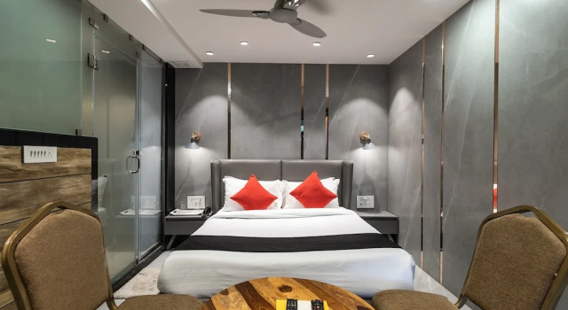 Oyo 1386 Hotel Welcome Palace