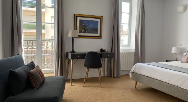 Les Tourelles, Prenota Bed & breakfast Hotel a Aquitania con colazione, Colazione