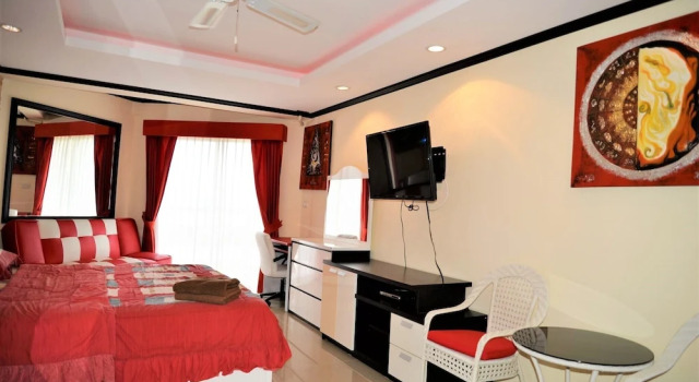Sea Views at Jomtien Beach, Забронировать Апартаменты/квартира Джомтьен-Бич Паттайя