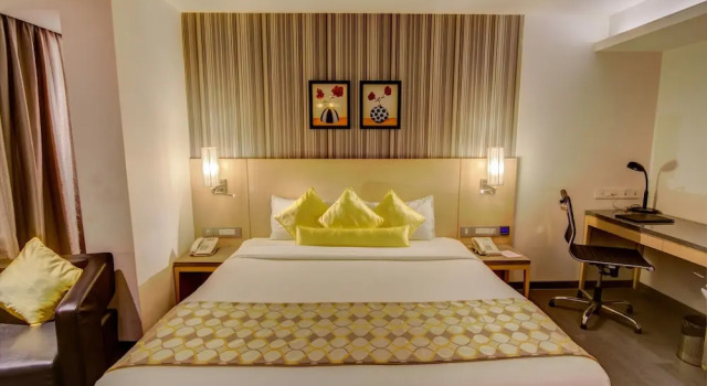 Номер Deluxe Landmark Residency