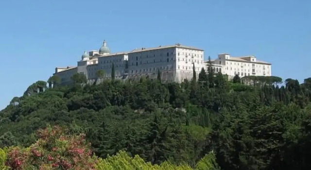 SuiteIris, Boek Bed and Breakfast Hotels in Lazio met parkeren, Parkeren