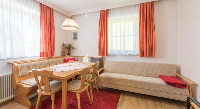 Oberauhof, Rezerwuj Hotel Hotele w Salzburg z parkingiem, Parking