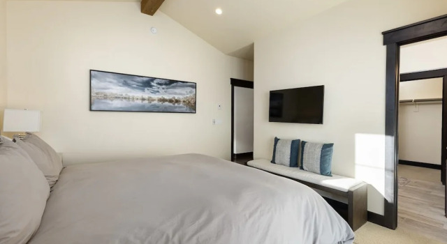 54 Outpost Drive The Alders - Private Hot Tub 4 Bedroom Condo by RedAwning